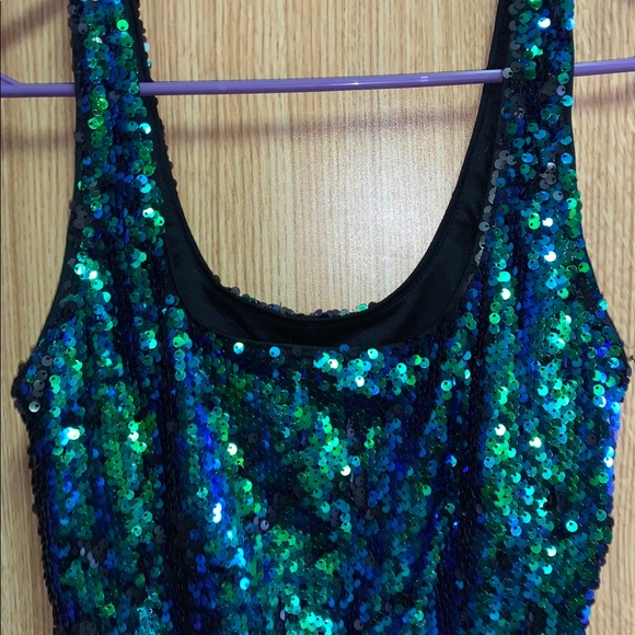 Sequin crop top - Picture 2 of 2